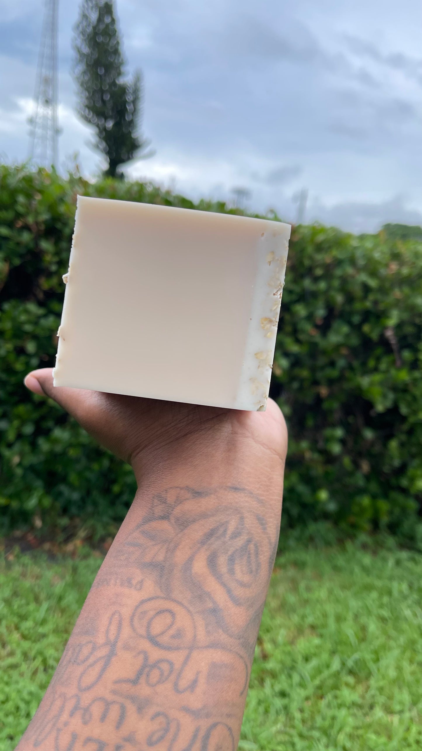 Creamy Oatmeal & Honey🤍🧼