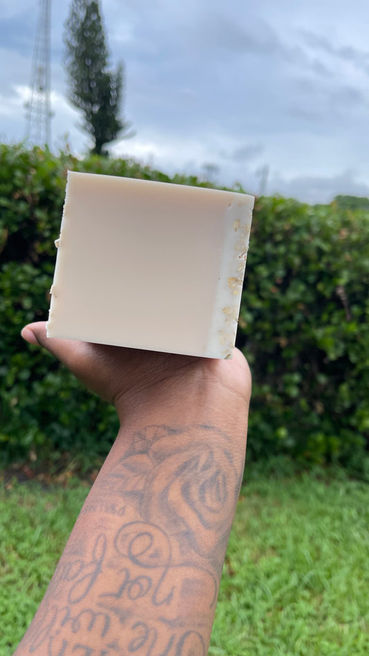Creamy Oatmeal & Honey🤍🧼