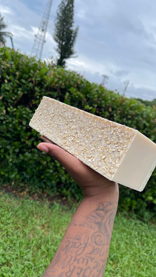 Creamy Oatmeal & Honey🤍🧼